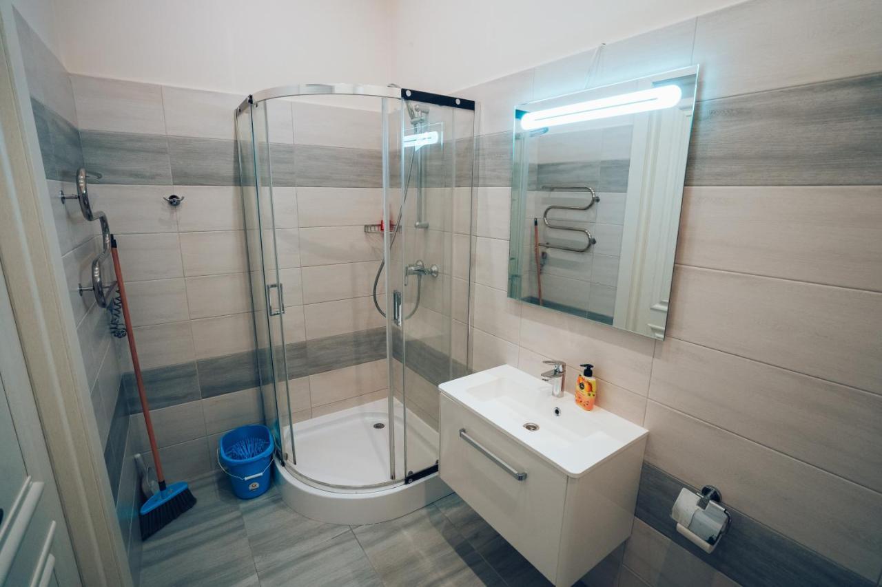 Wonderful Flat On City Center Uzhhorod Exterior foto
